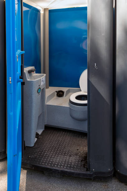 Best Luxury portable toilet rental  in Folcroft, PA